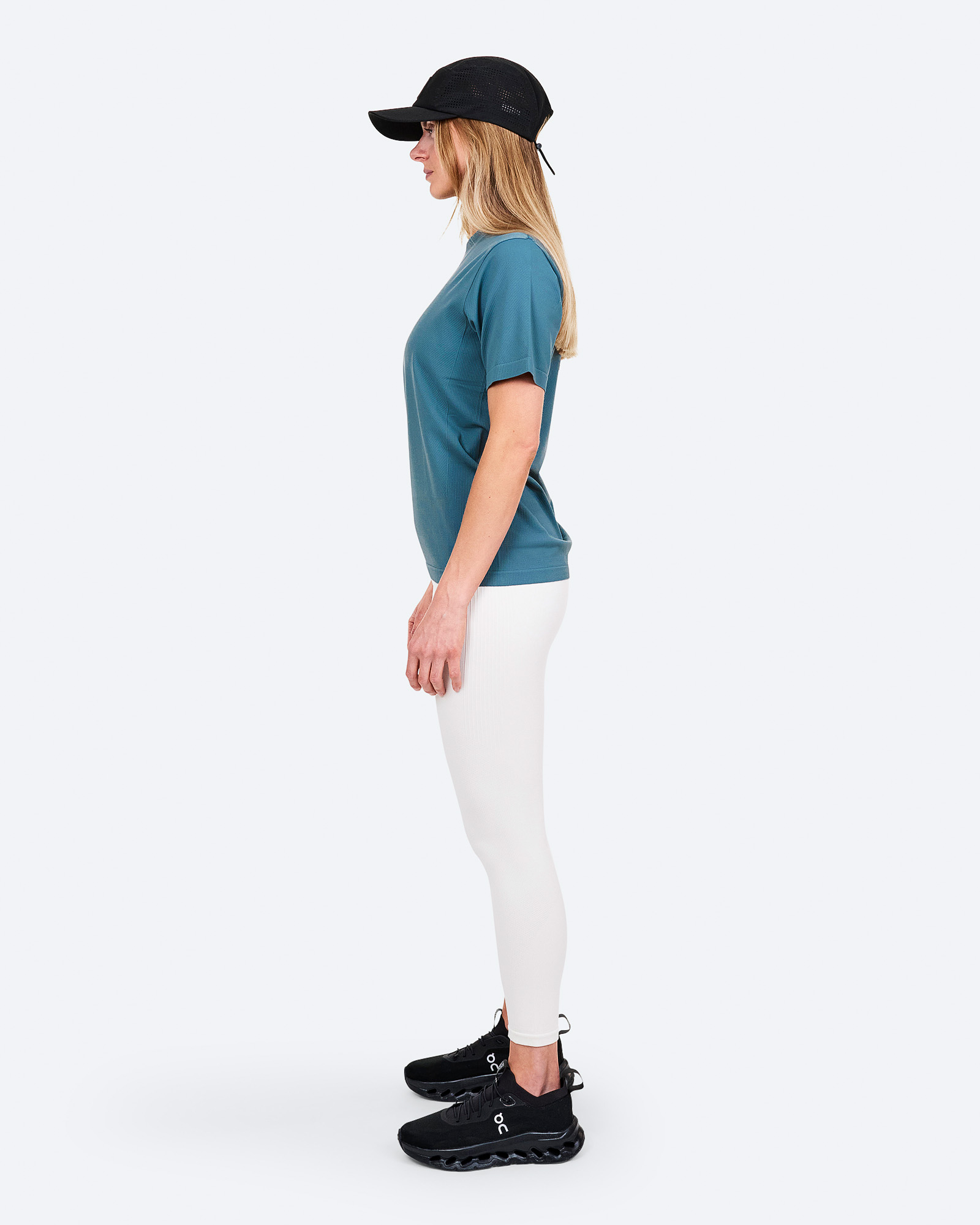 THE MOUNTAIN STUDIO - TECH T-SHIRT W